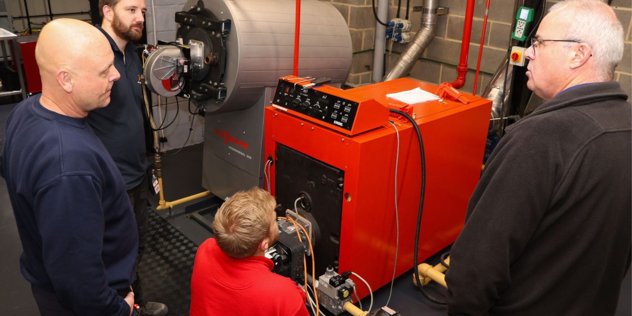 Riello calls on engineers to secure final places on burner training 
