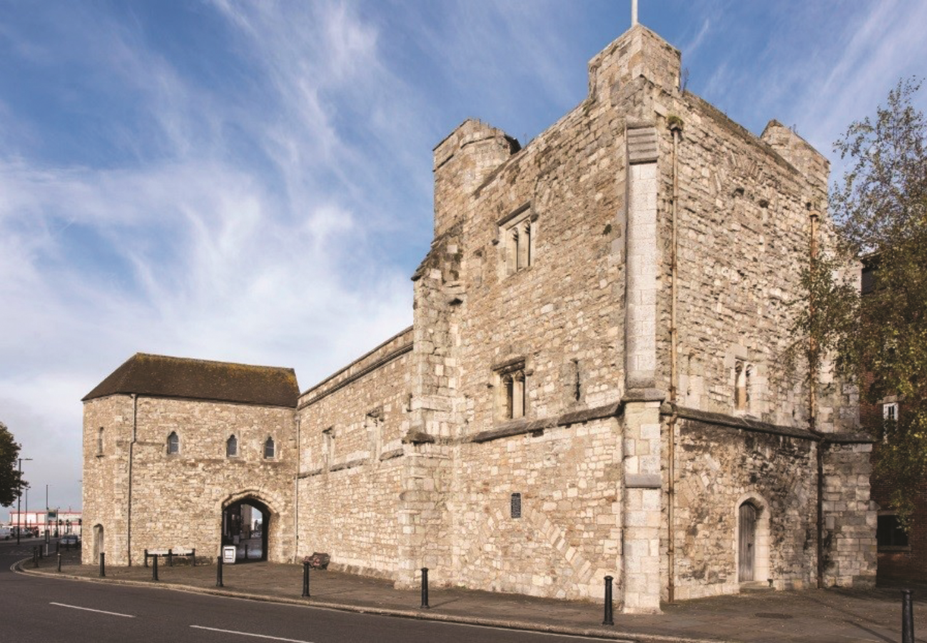 Dunham-Bush provides 21st century warmth for medieval tower