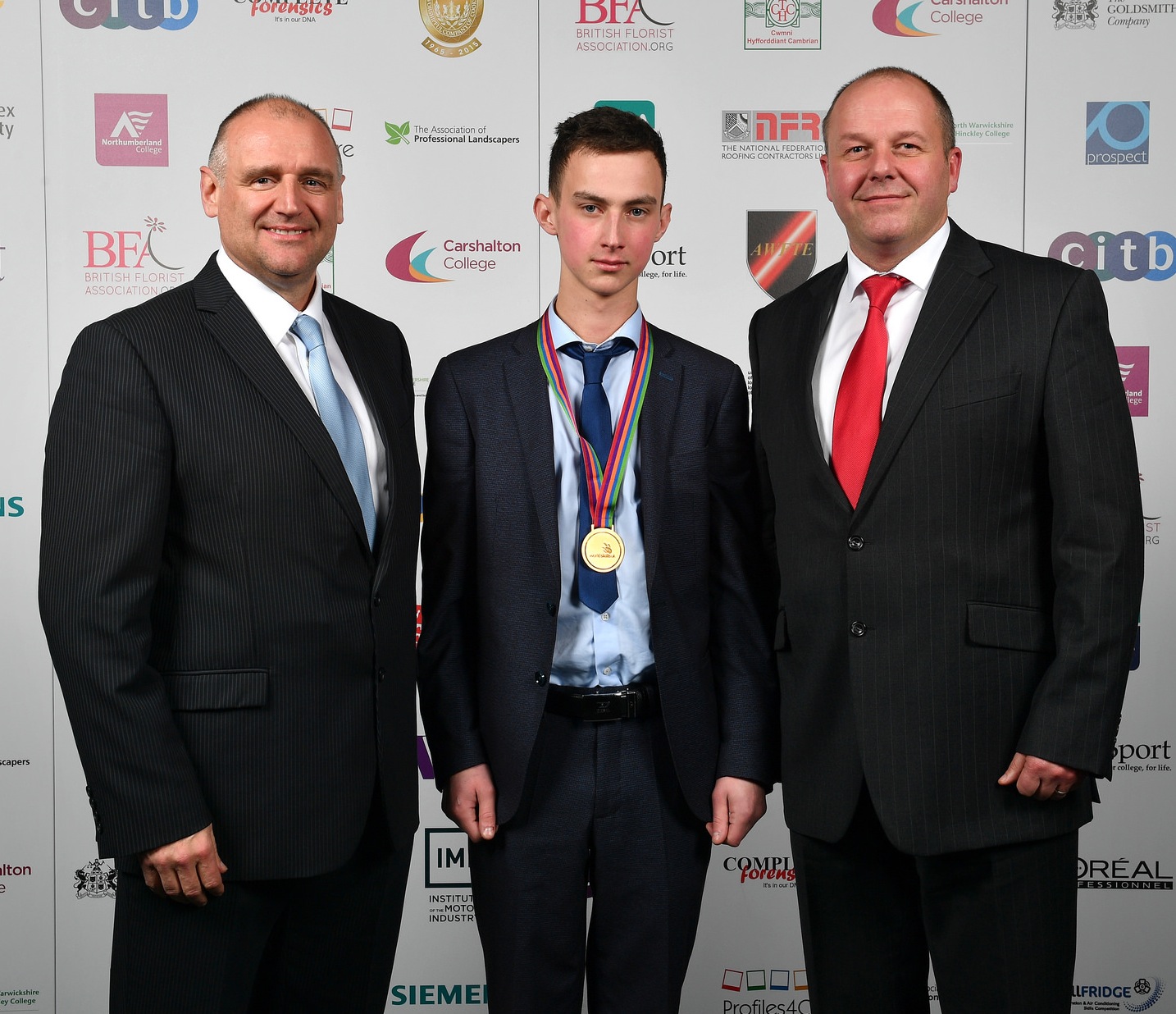 Gold medal for Luke Courtney in national SkillFRIDGE competition, sponsored by Toshiba