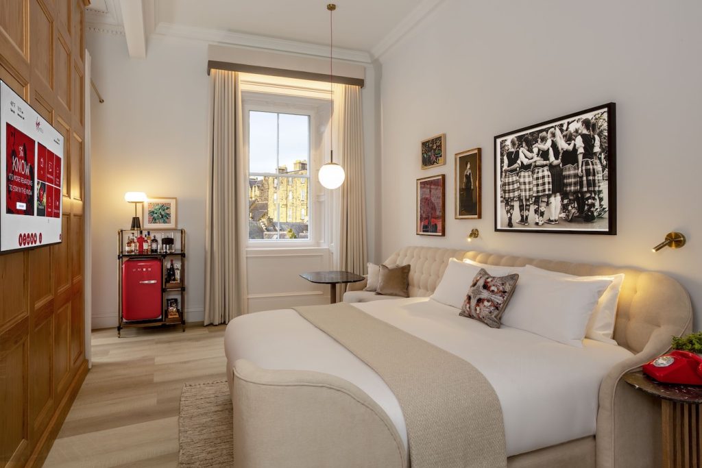 gilberts virgin edinburgh Gilberts delivers “fantastic” performance for Virgin’s UK first